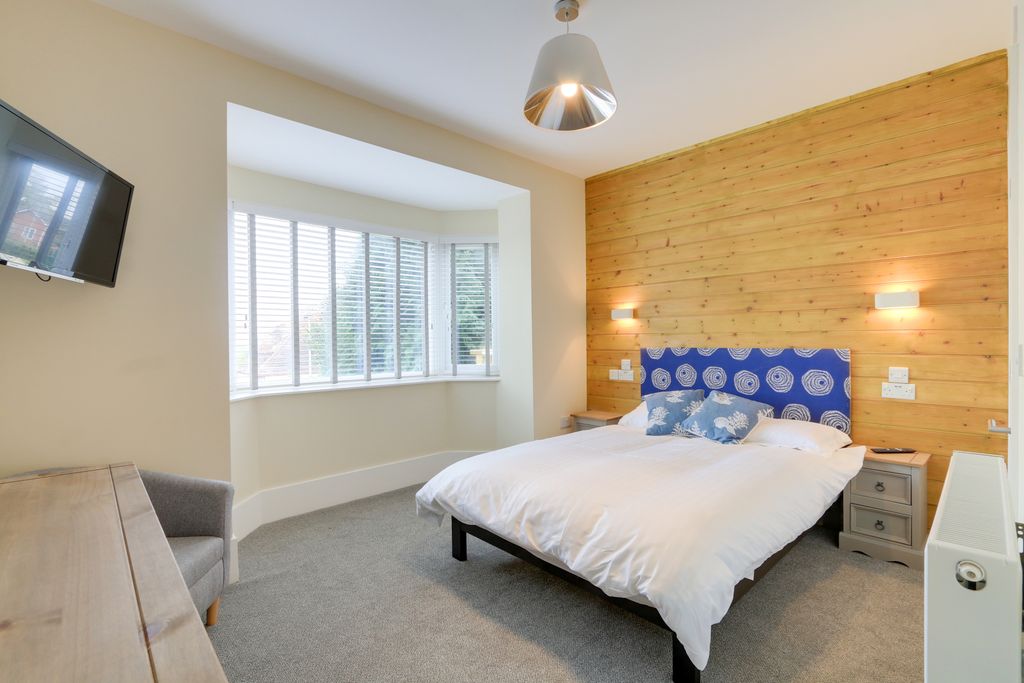 Property photo 1 of 4