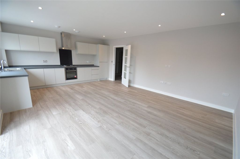 Property photo 1 of 6 Picture No. 09