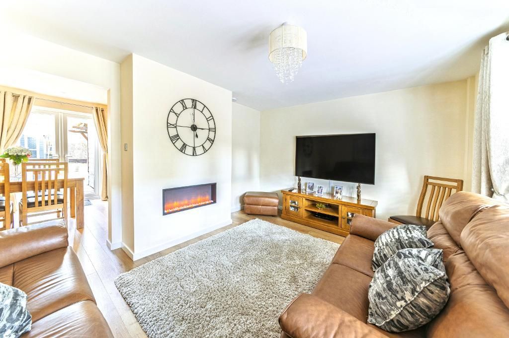 Property photo 3 of 27 Photo 3