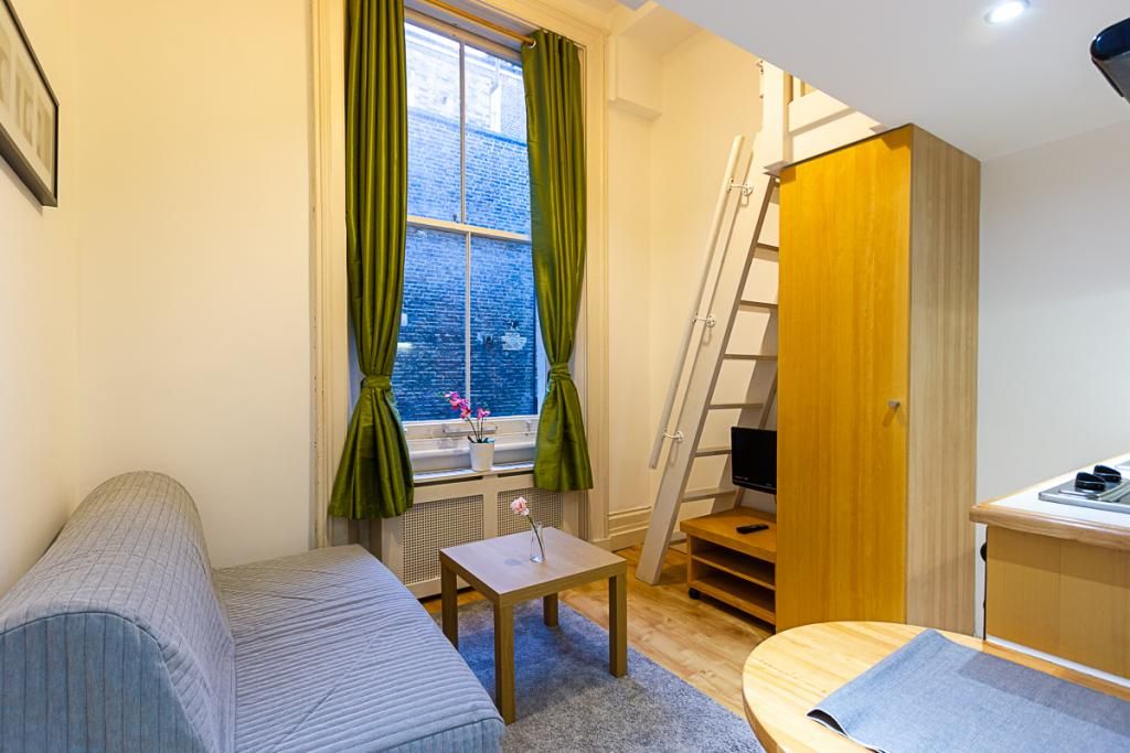Property photo 1 of 7 Studio To Rent