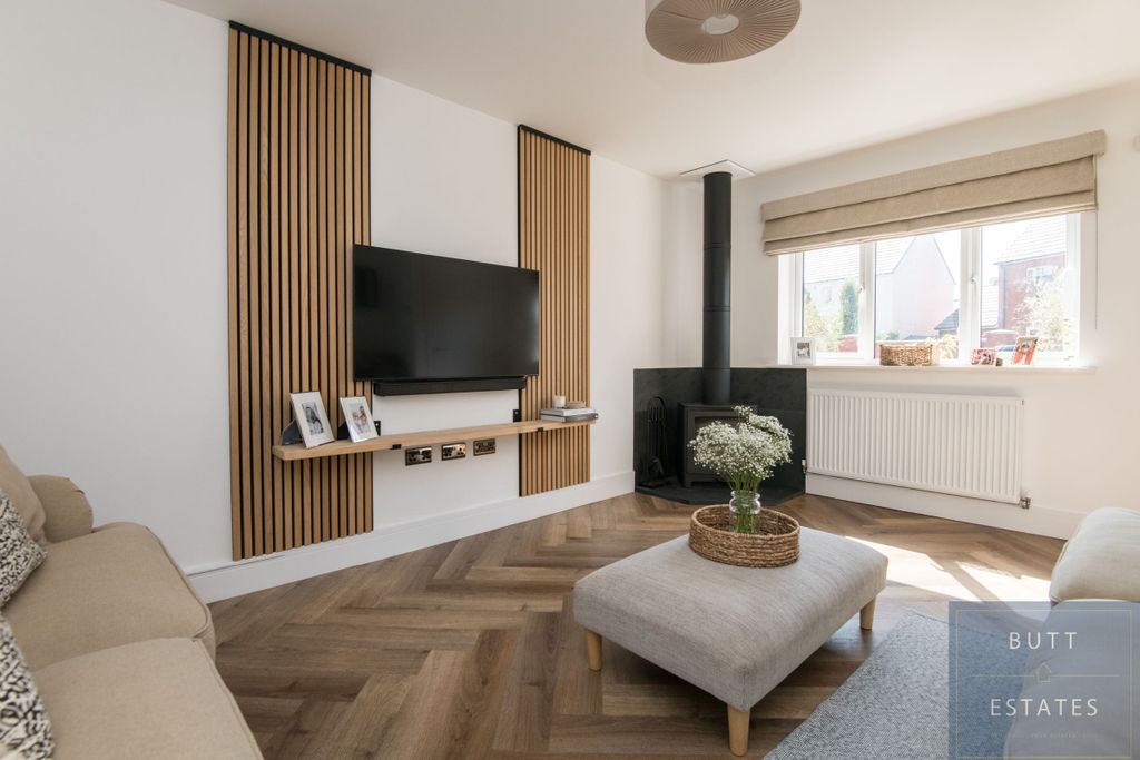 Property photo 3 of 16