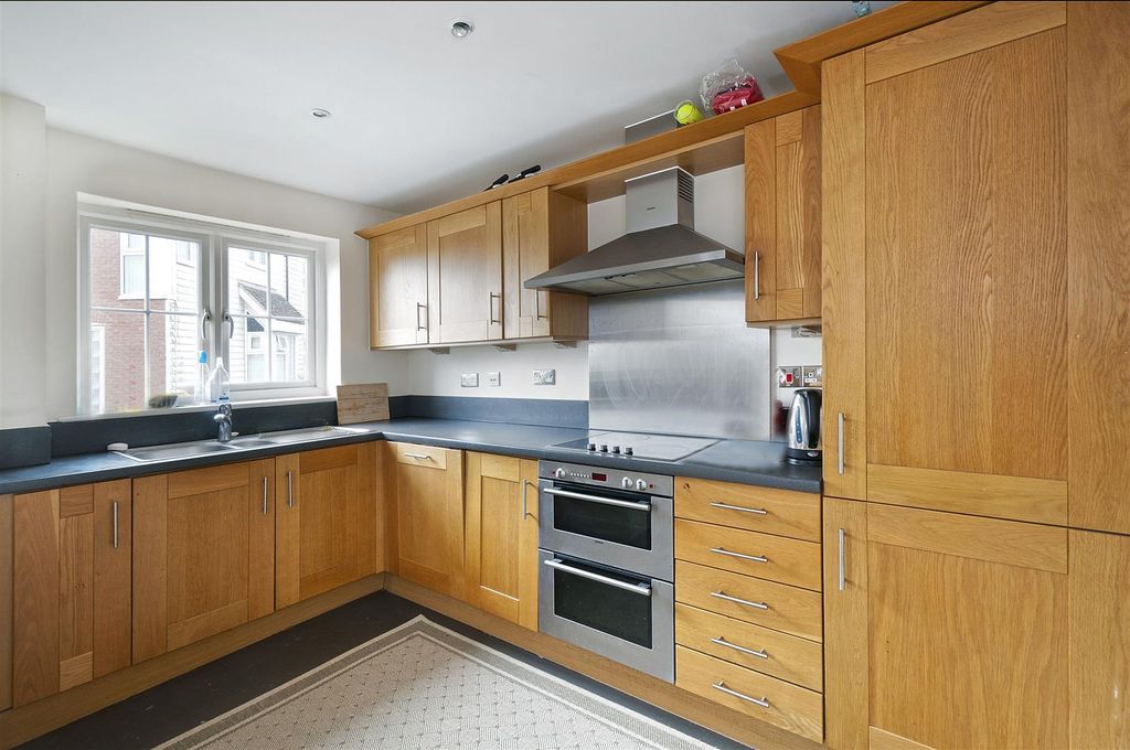 Property photo 2 of 10 Milton Lane 2.Jpg