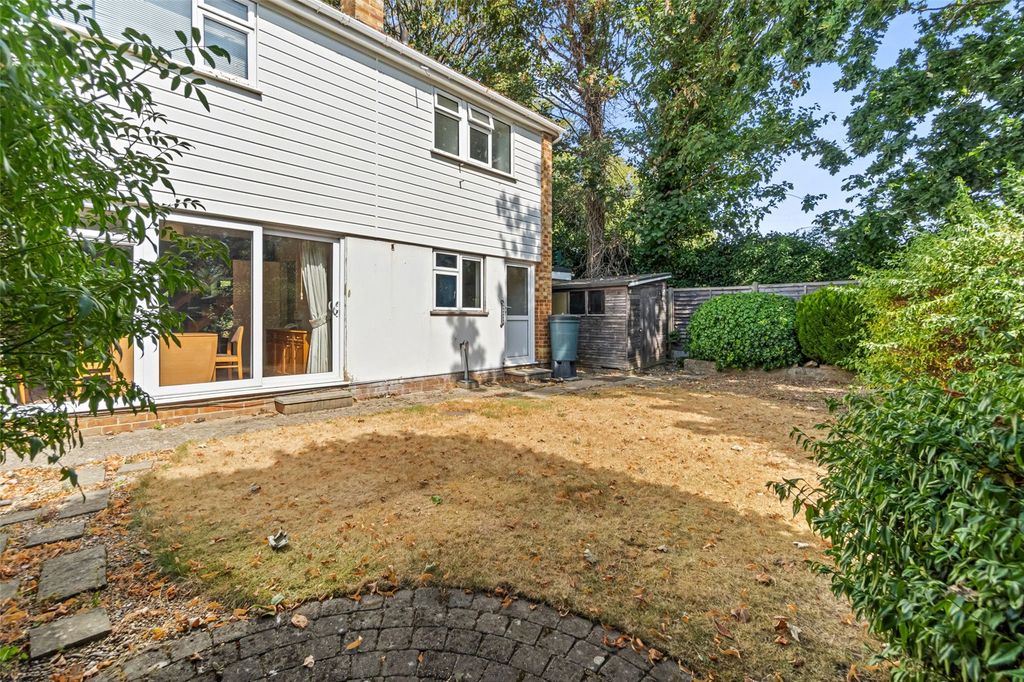 Property photo 2 of 11 Picture No. 20