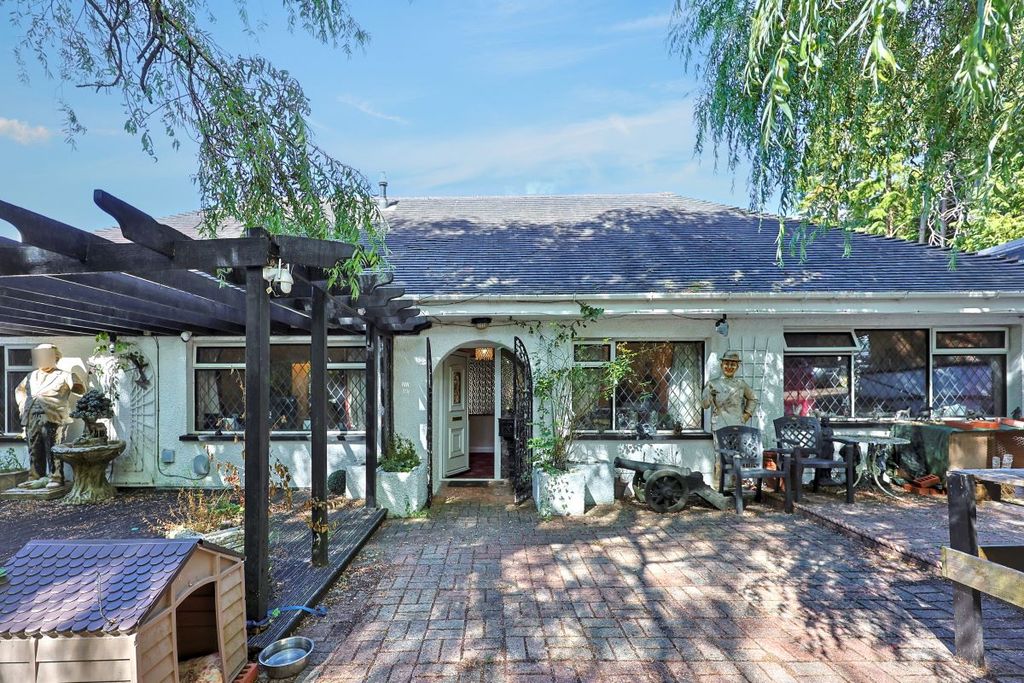Property photo 1 of 29