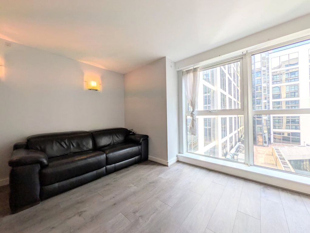 Property photo 3 of 10 Picture No. 17