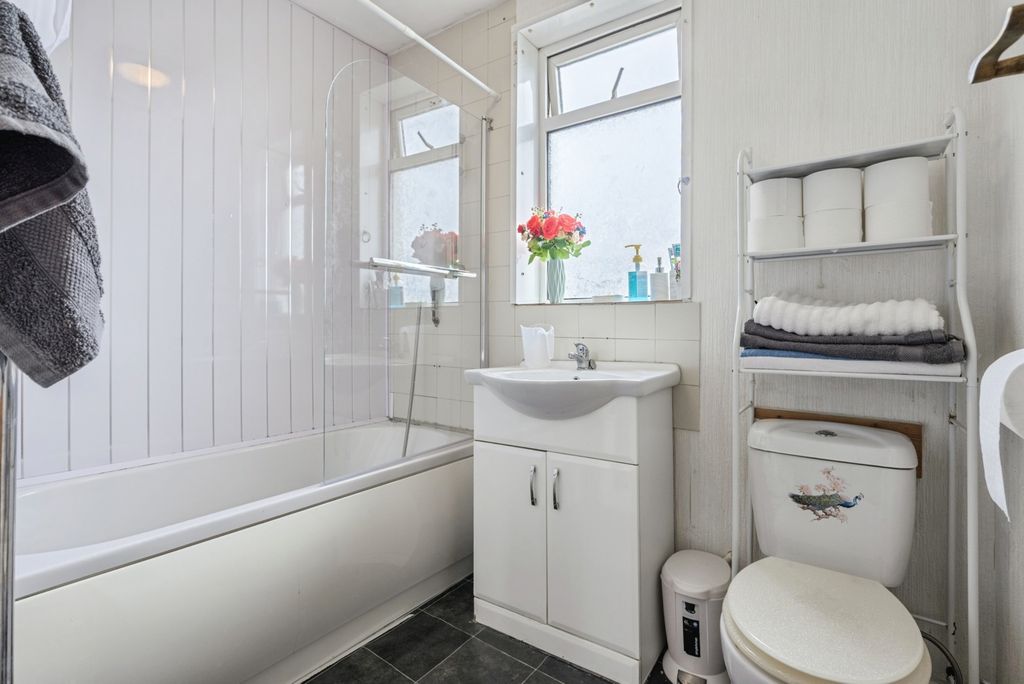 Property photo 2 of 15 Pbox-Img.Jpg
