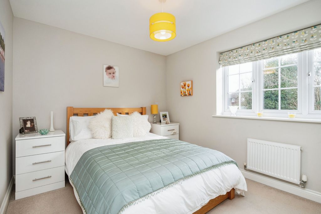 Property photo 3 of 18