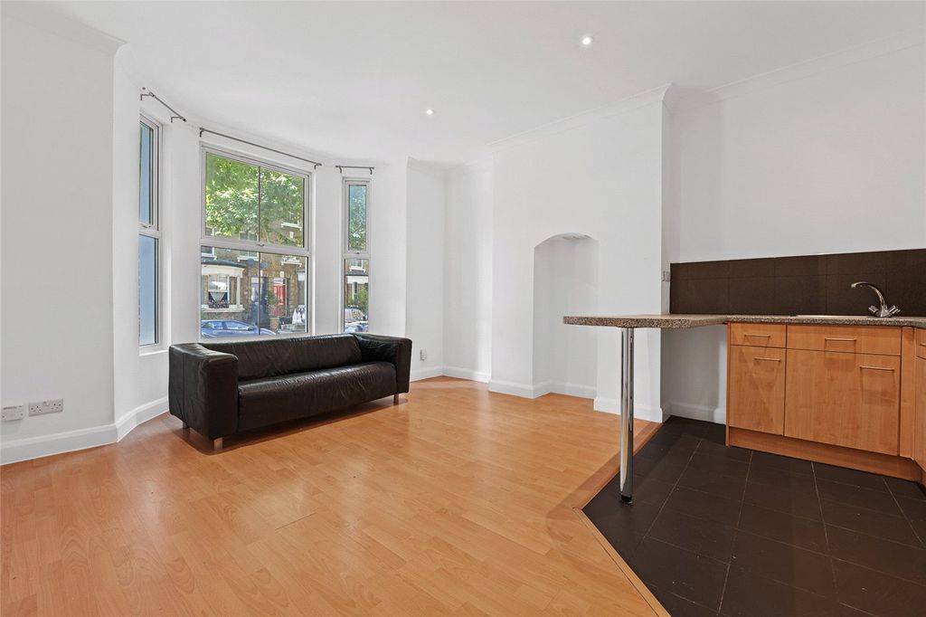 Property photo 1 of 6 Picture No. 07
