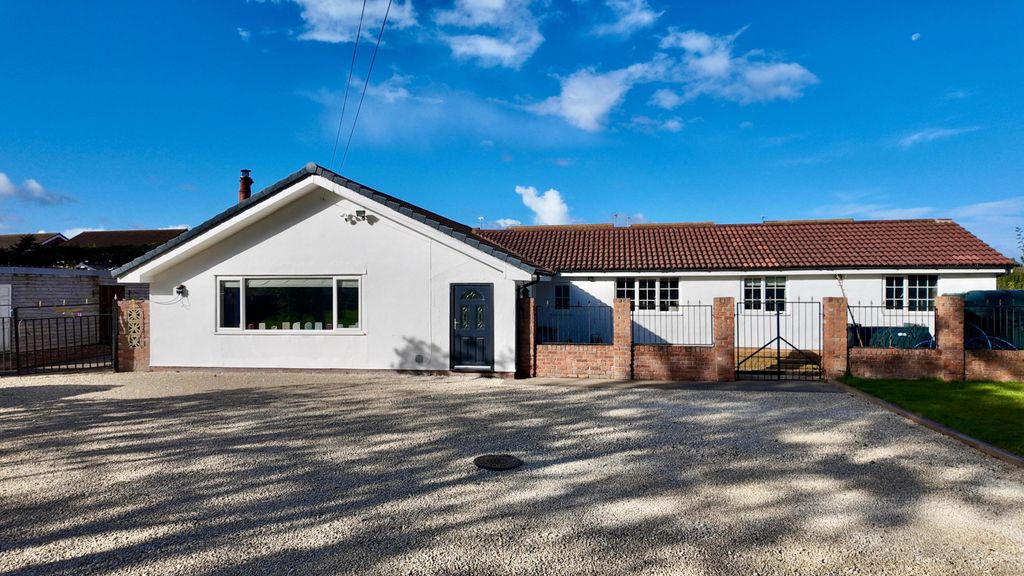 Property photo 3 of 40