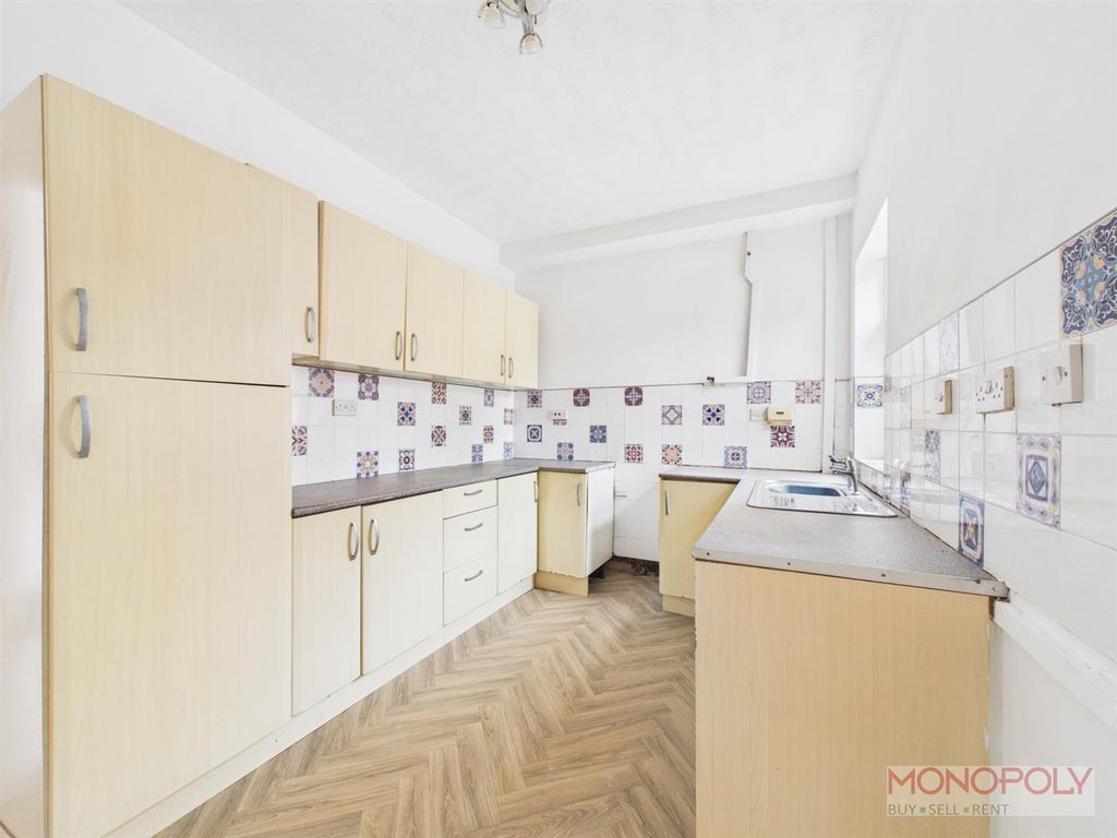 Property photo 3 of 8 Cam01943G0-Pr0700-Still002.Jpg