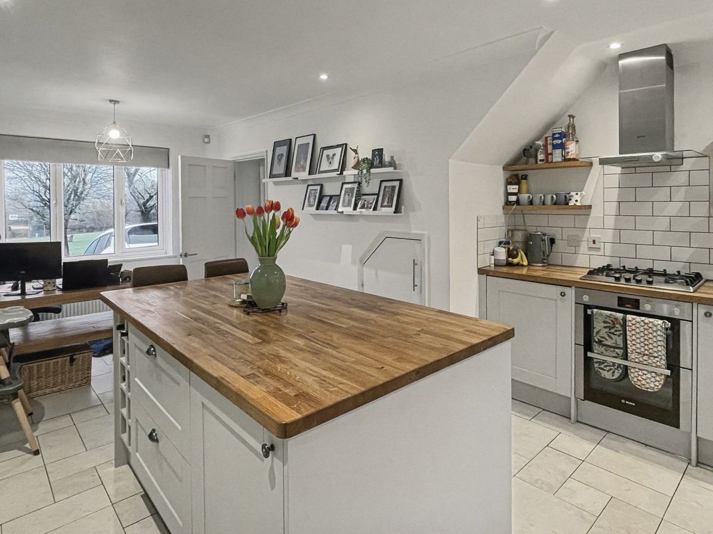 Property photo 2 of 13 Photo 5