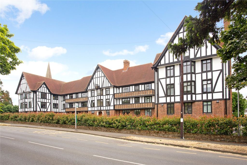 Property photo 1 of 14 External View