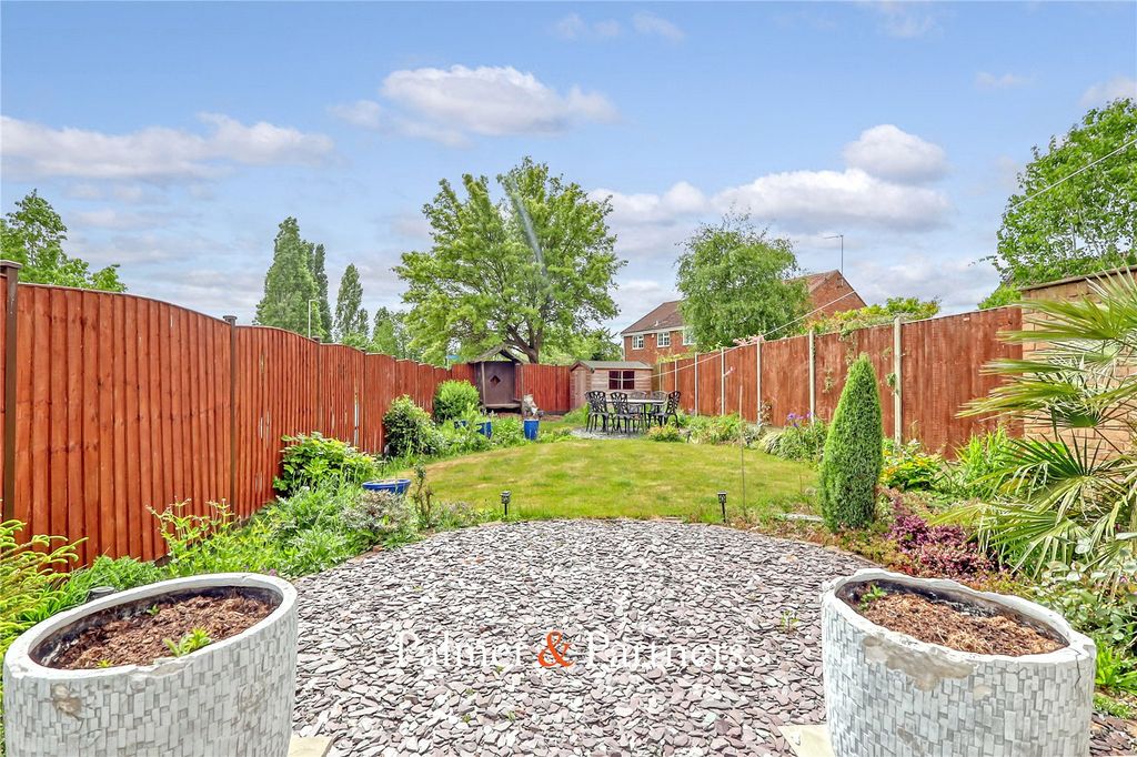 Property photo 2 of 32 Picture No. 31