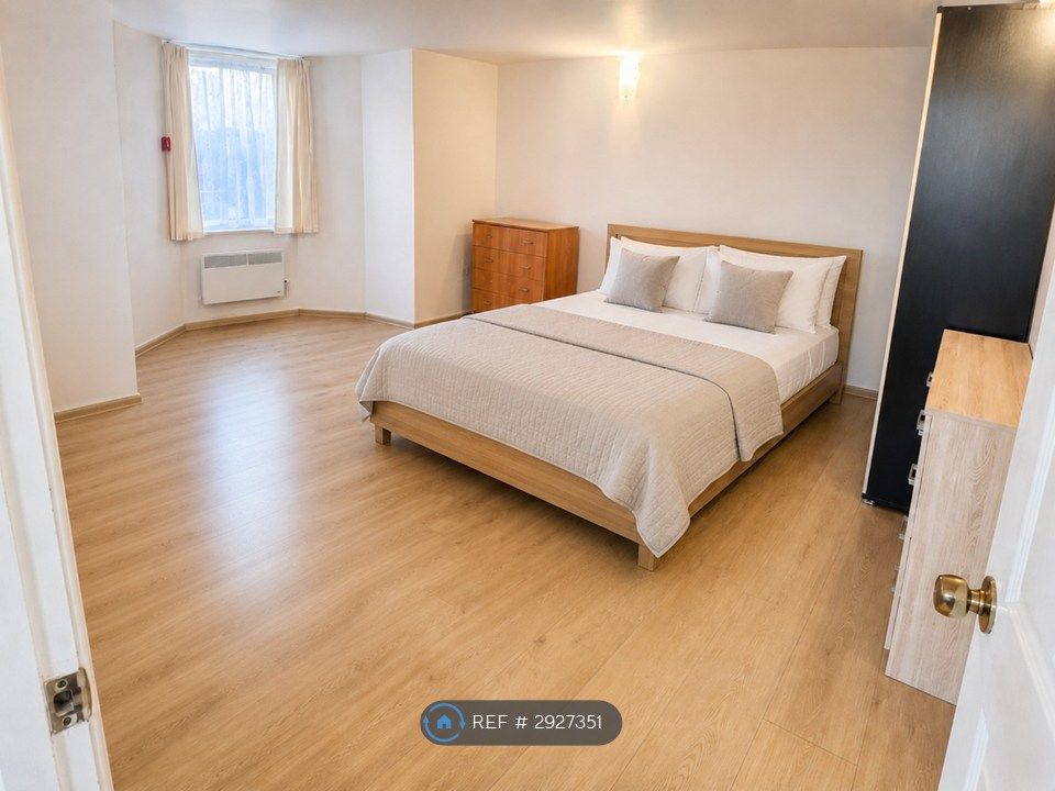 Property photo 2 of 3