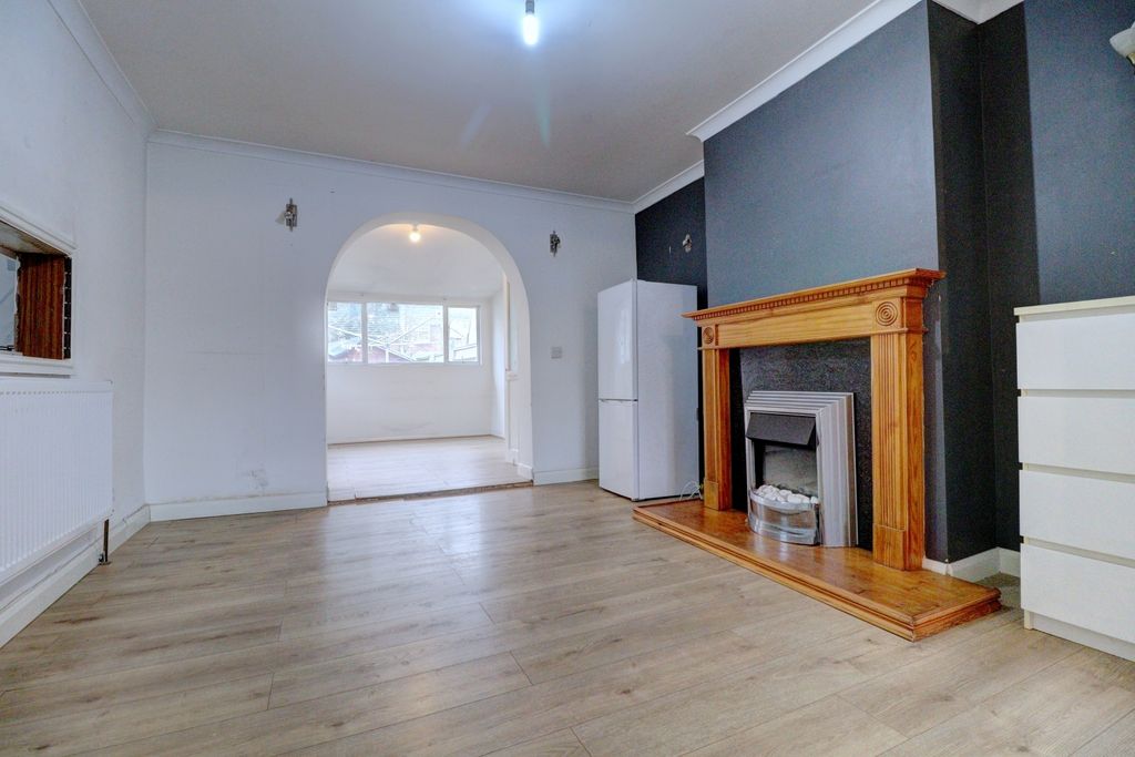 Property photo 2 of 10 Picture No. 03