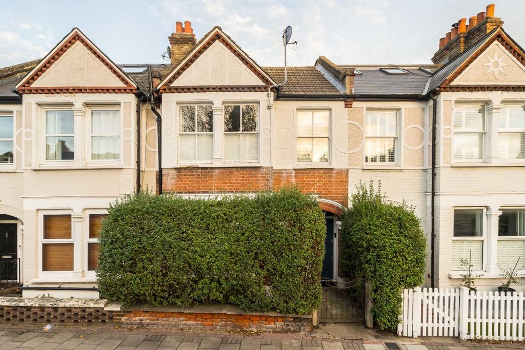 Property photo 3 of 8