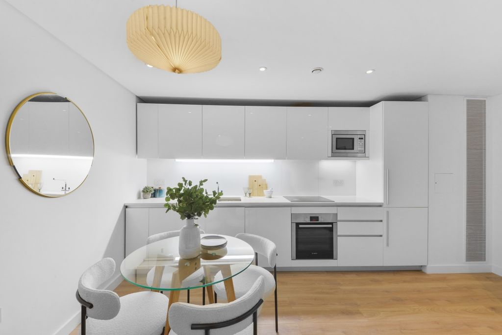 Property photo 3 of 13 Dsc_1317_High