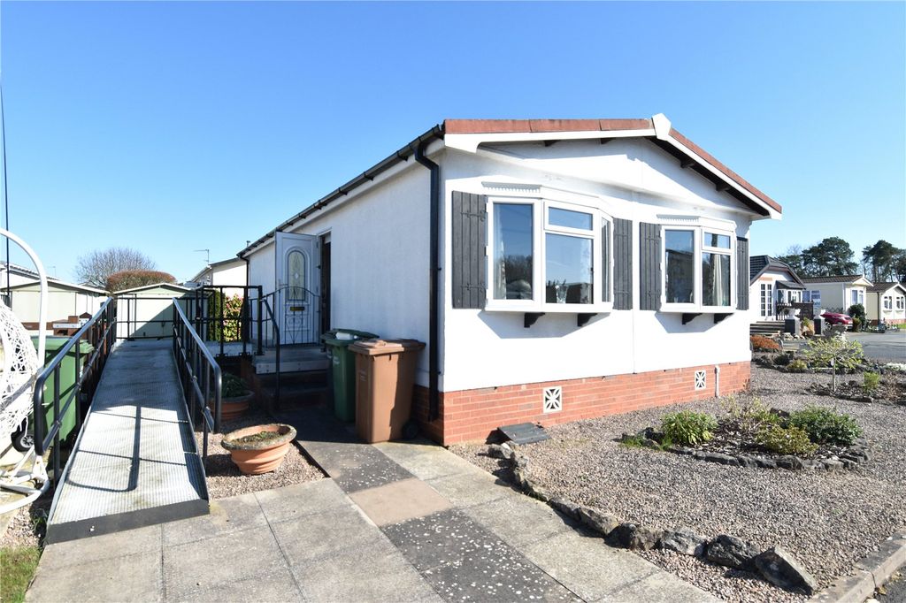 Property photo 2 of 26 Picture No. 31