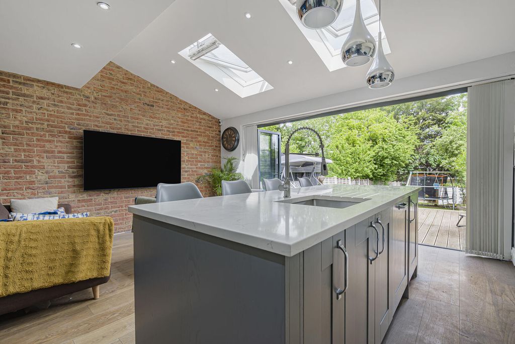 Additional image 10 of 4 bed end terrace house for saleShirley Avenue, Bexley DA5