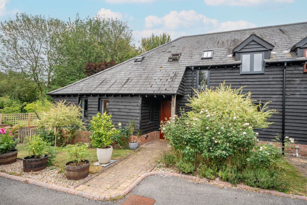 Property photo 1 of 34