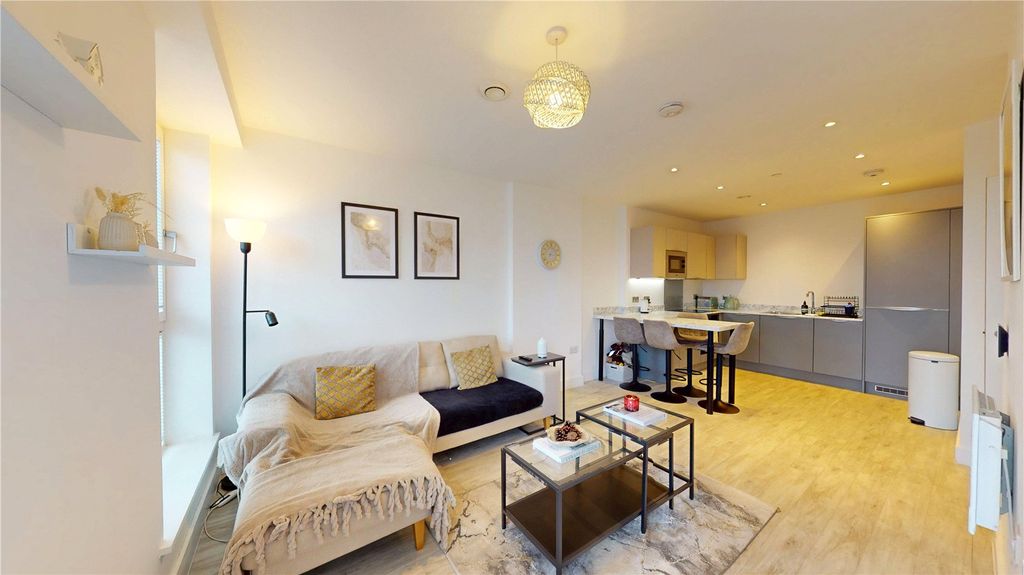 Property photo 2 of 18 Picture No. 03