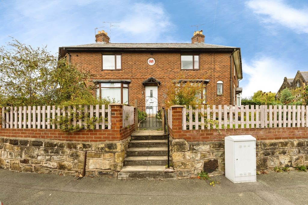Property photo 1 of 16 Front