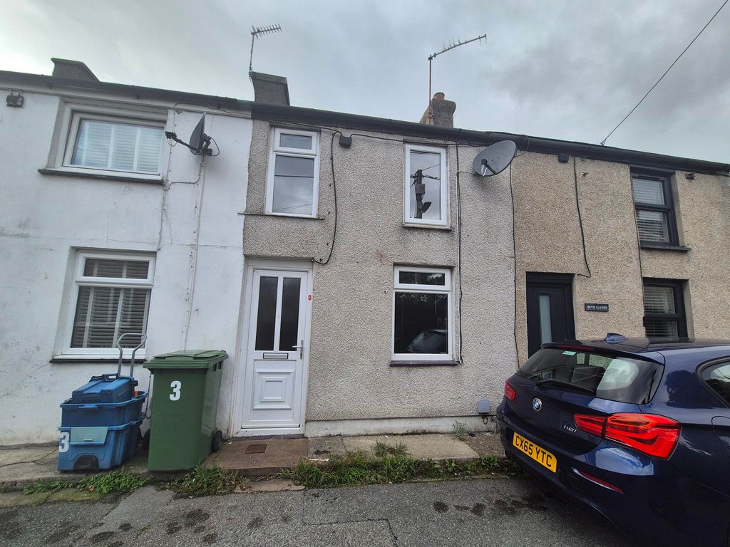 Property photo 1 of 6