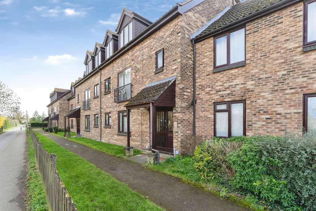 Property photo 1 of 12