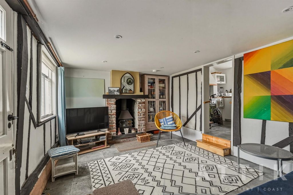 Property photo 2 of 21 4.Jpg