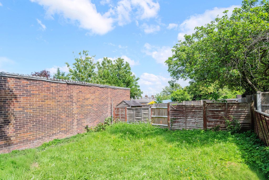 Property photo 3 of 19 Picture No. 15