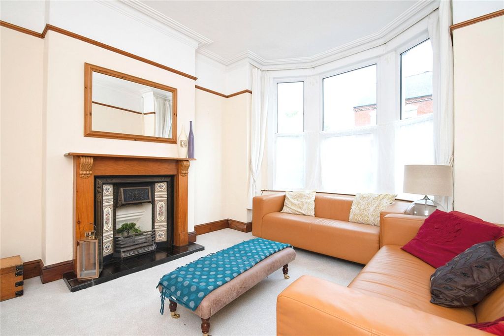 Property photo 2 of 11 Picture No. 06