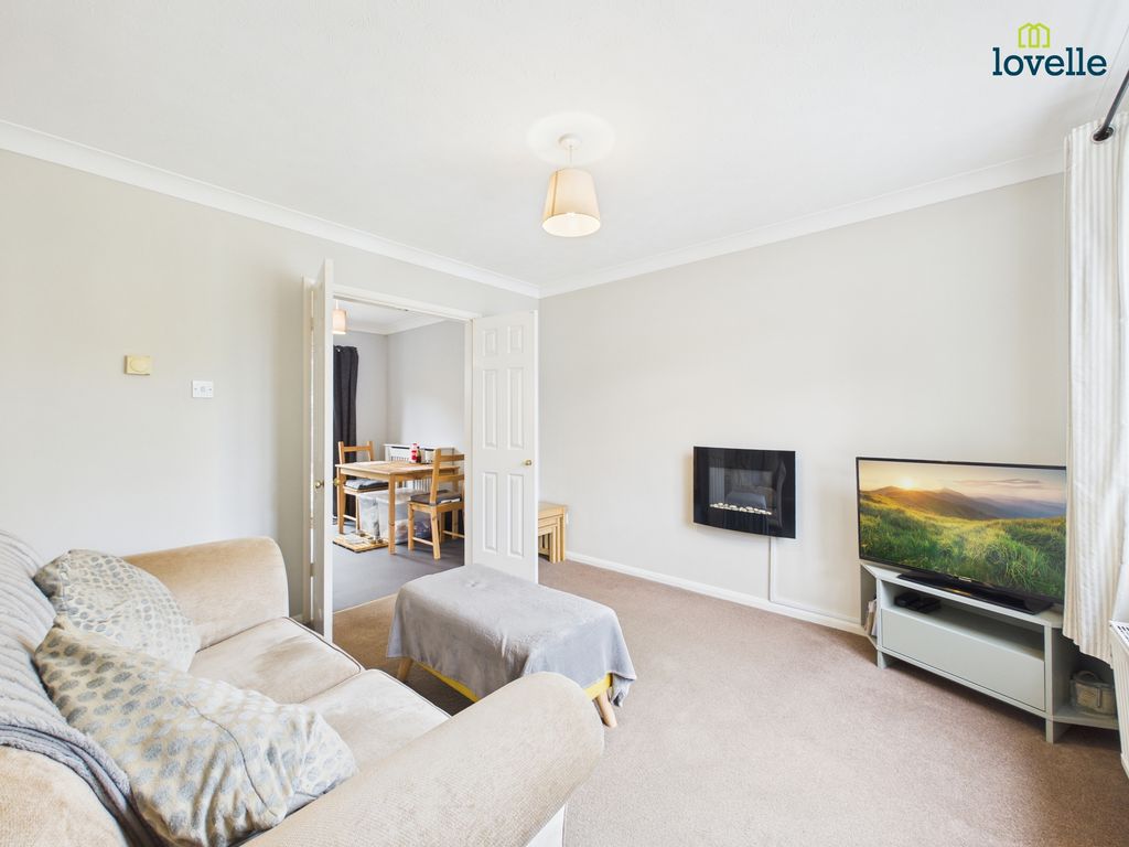 Property photo 3 of 11