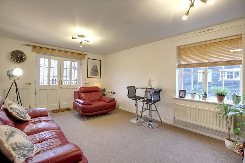 Property photo 2 of 14 Picture No. 05