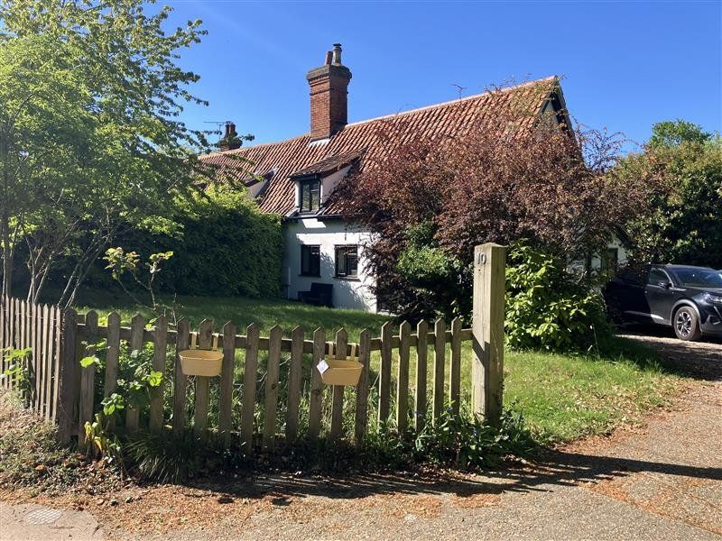 Property photo 2 of 10 Picture No. 15