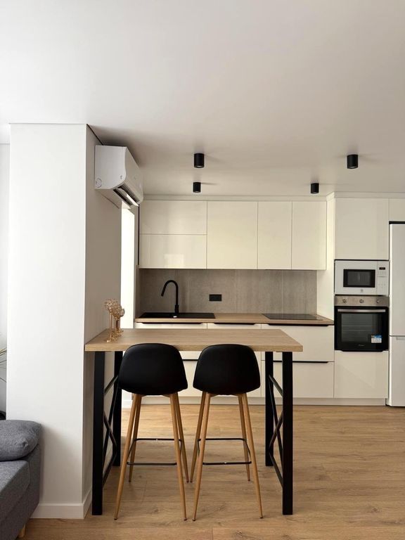 Property photo 1 of 38