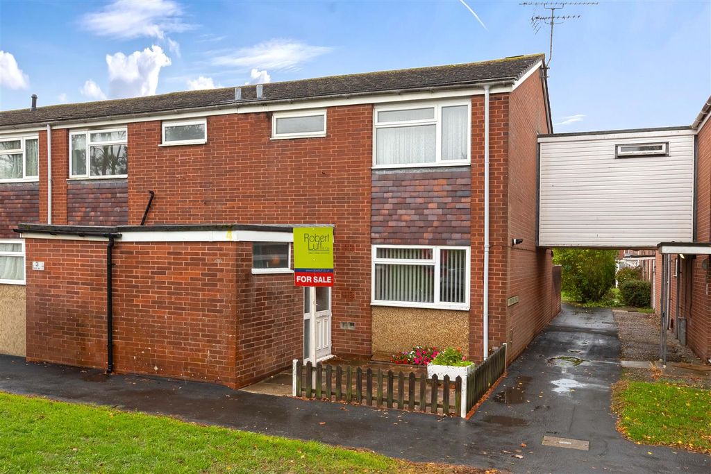 Property photo 1 of 15 Chalfont Way_14.Jpg