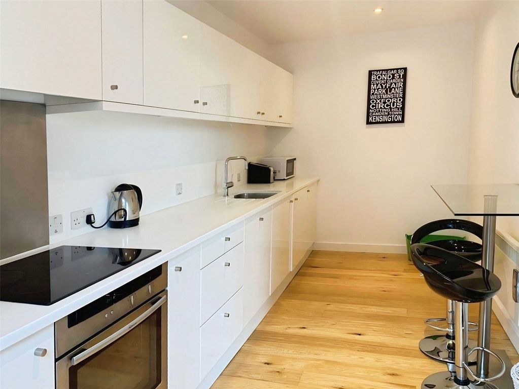 Property photo 2 of 8 Picture No. 01