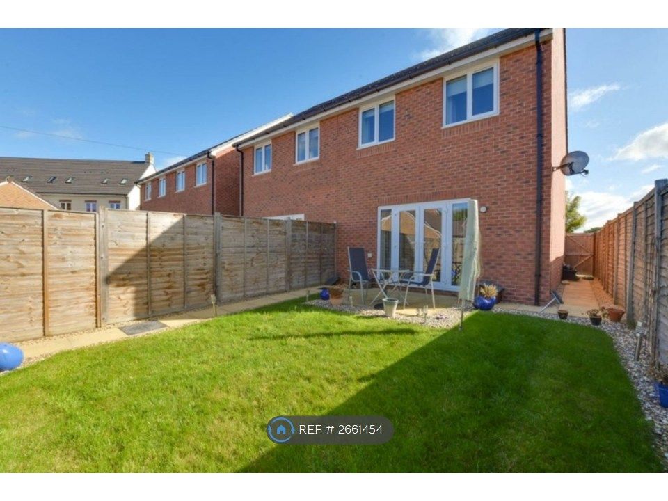 Property photo 2 of 21