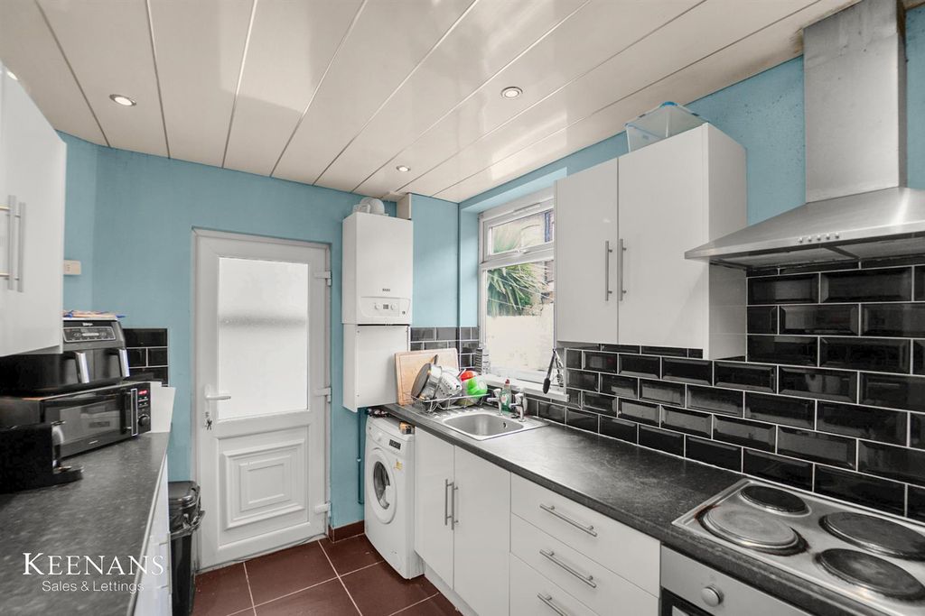 Property photo 3 of 24 3.Jpg