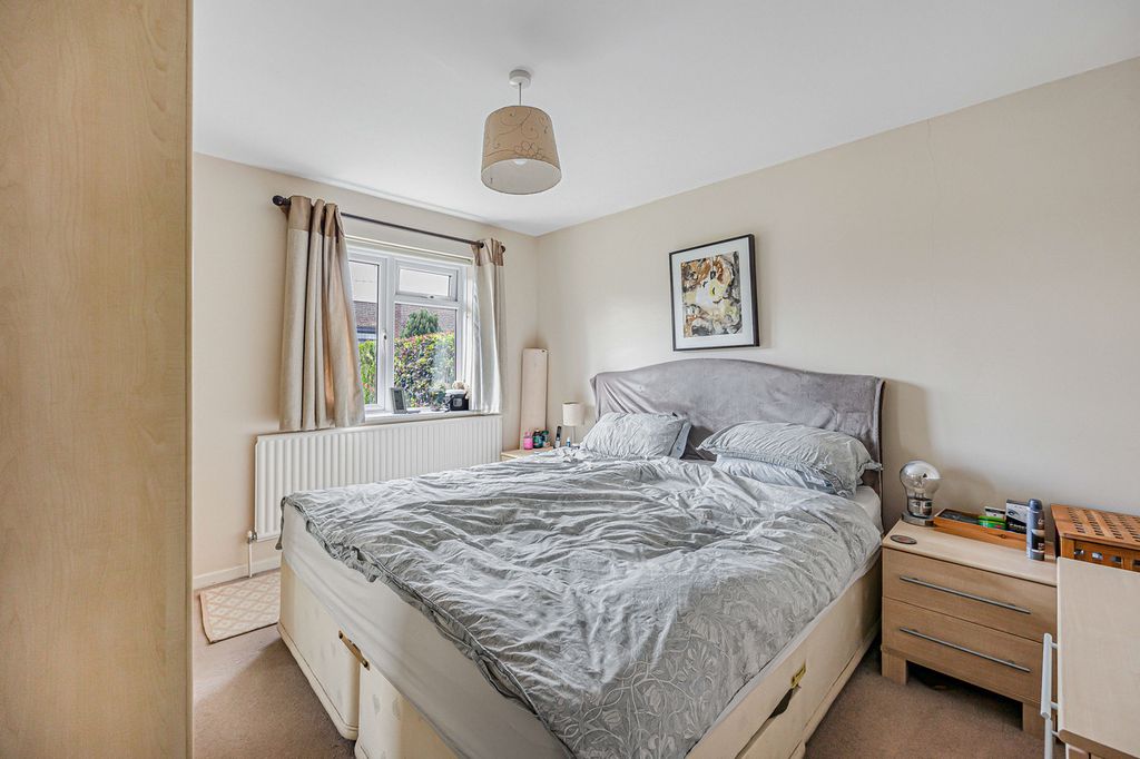 Additional image 10 of 3 bed bungalow for saleBroadwater Road, Twyford RG10