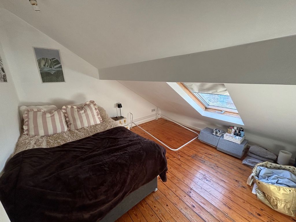 Property photo 2 of 11 Picture No. 10