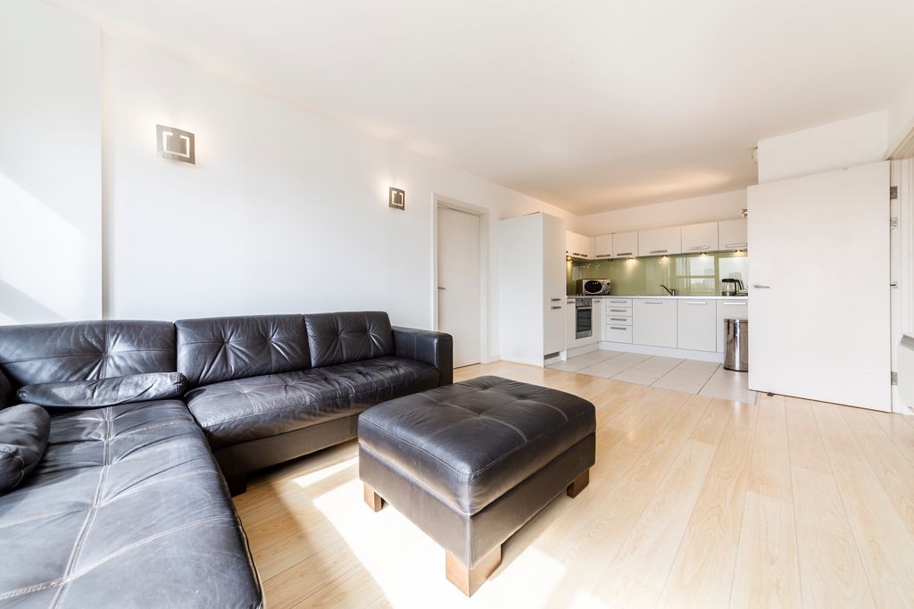 Property photo 2 of 16 Photo 2