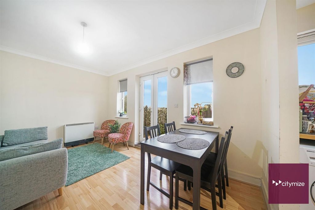 Property photo 1 of 19 Kitchen / Reception Room