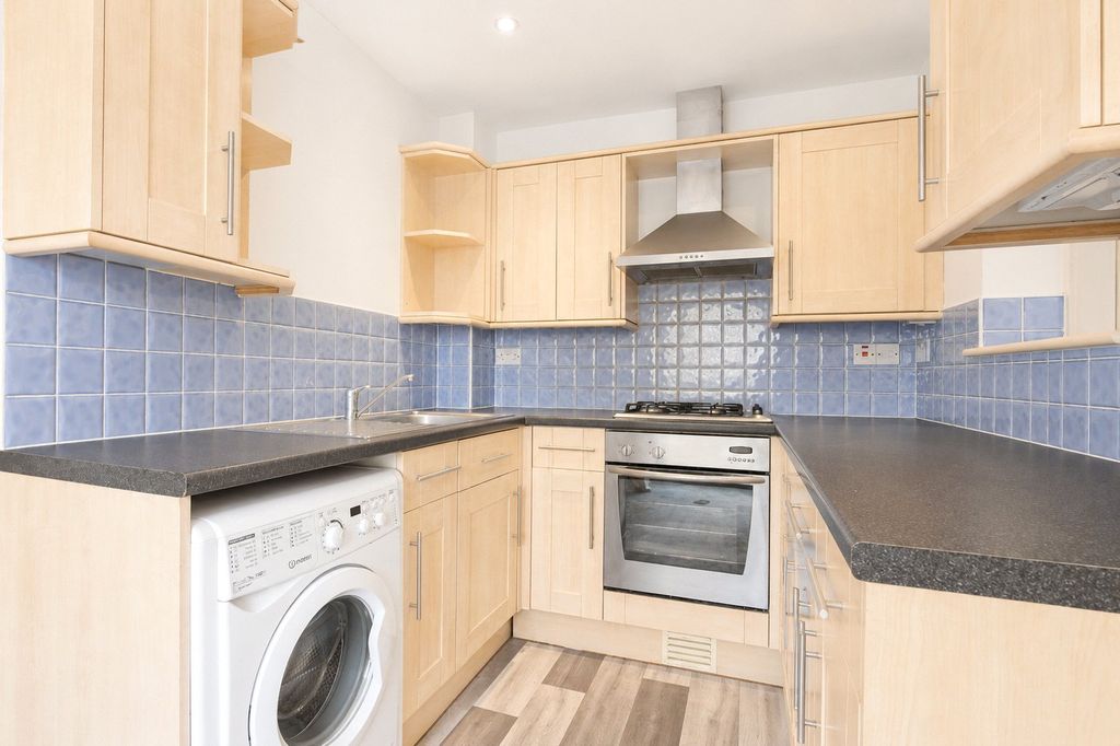 Property photo 3 of 10 Picture No. 05