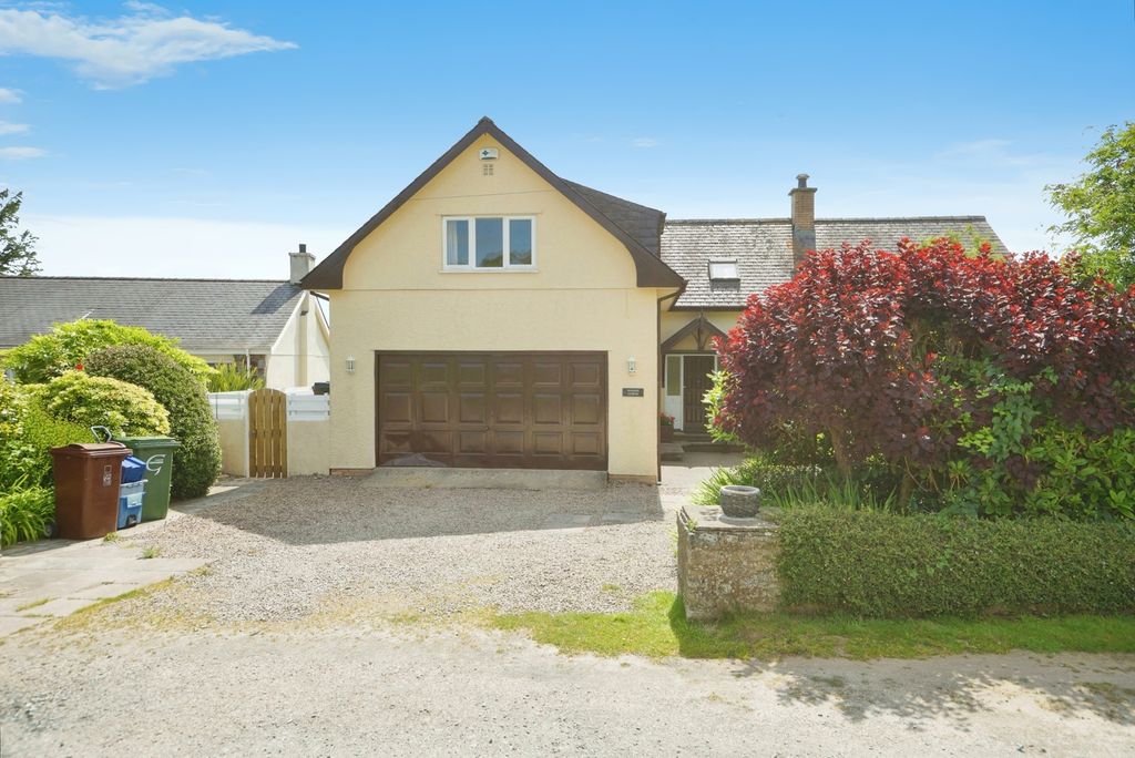 Property photo 1 of 19 Photo