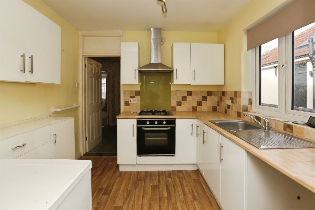 Property photo 3 of 15