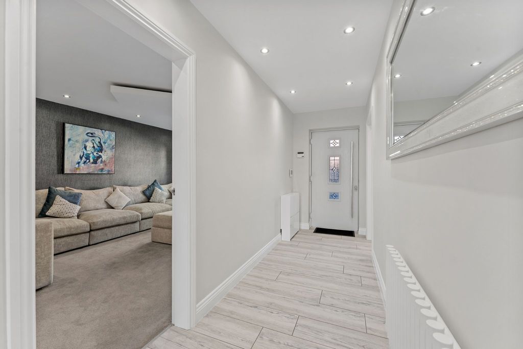 Property photo 2 of 50 Photograph 5