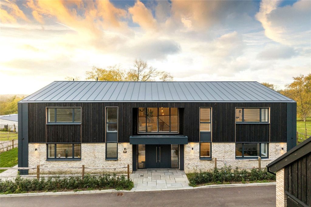 Property photo 2 of 27 Picture No. 27