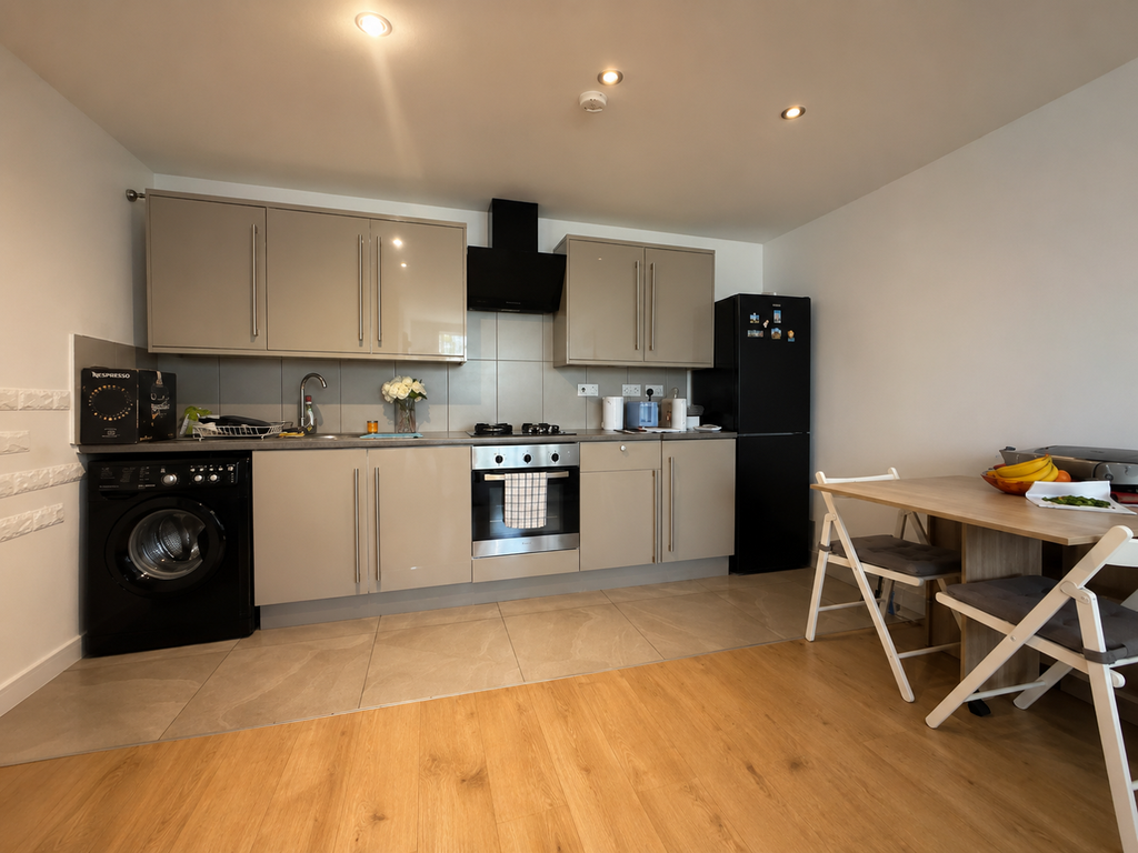 Property photo 1 of 5 Kitchen