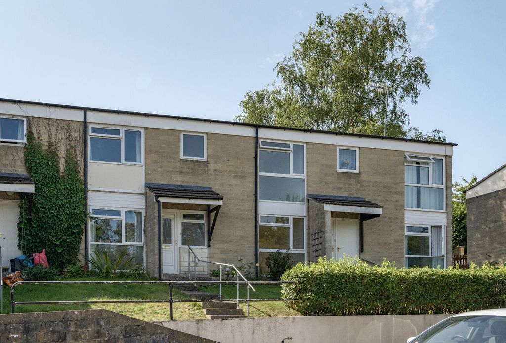Property photo 1 of 12 1336954-2-689B456...